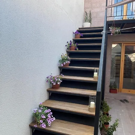 Cunda Ayvalı